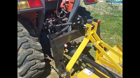 Harbor Freight 3-point tractor Quick Hitch - 99 beans