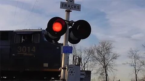 CSX M369 Manifest Mixed Freight Train from Sterling, Ohio December 8, 2023