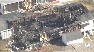 Local business steps up to feed firefighters following fatal blaze