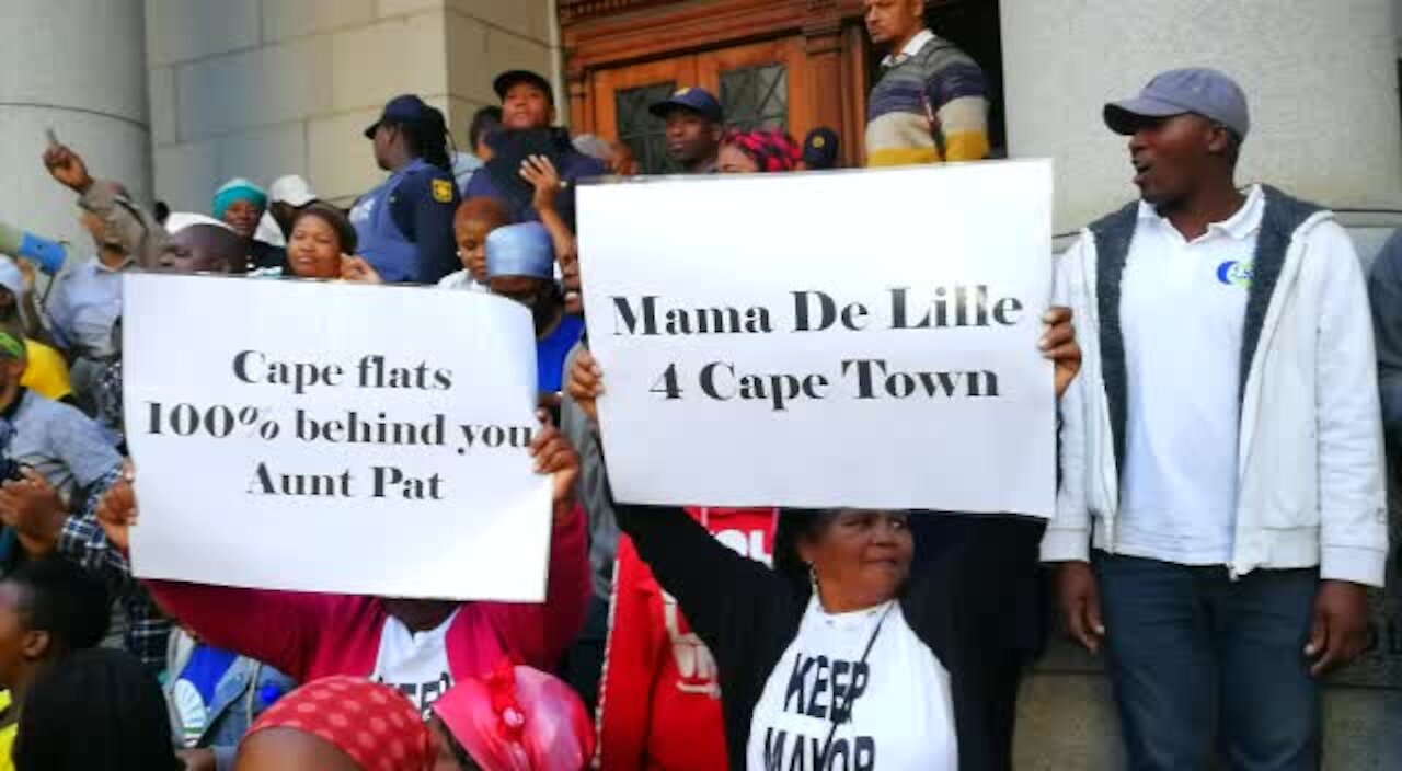 UPDATE 2 - No harm could come from reinstating De Lille as Cape Town Mayor, court hears (2NK)