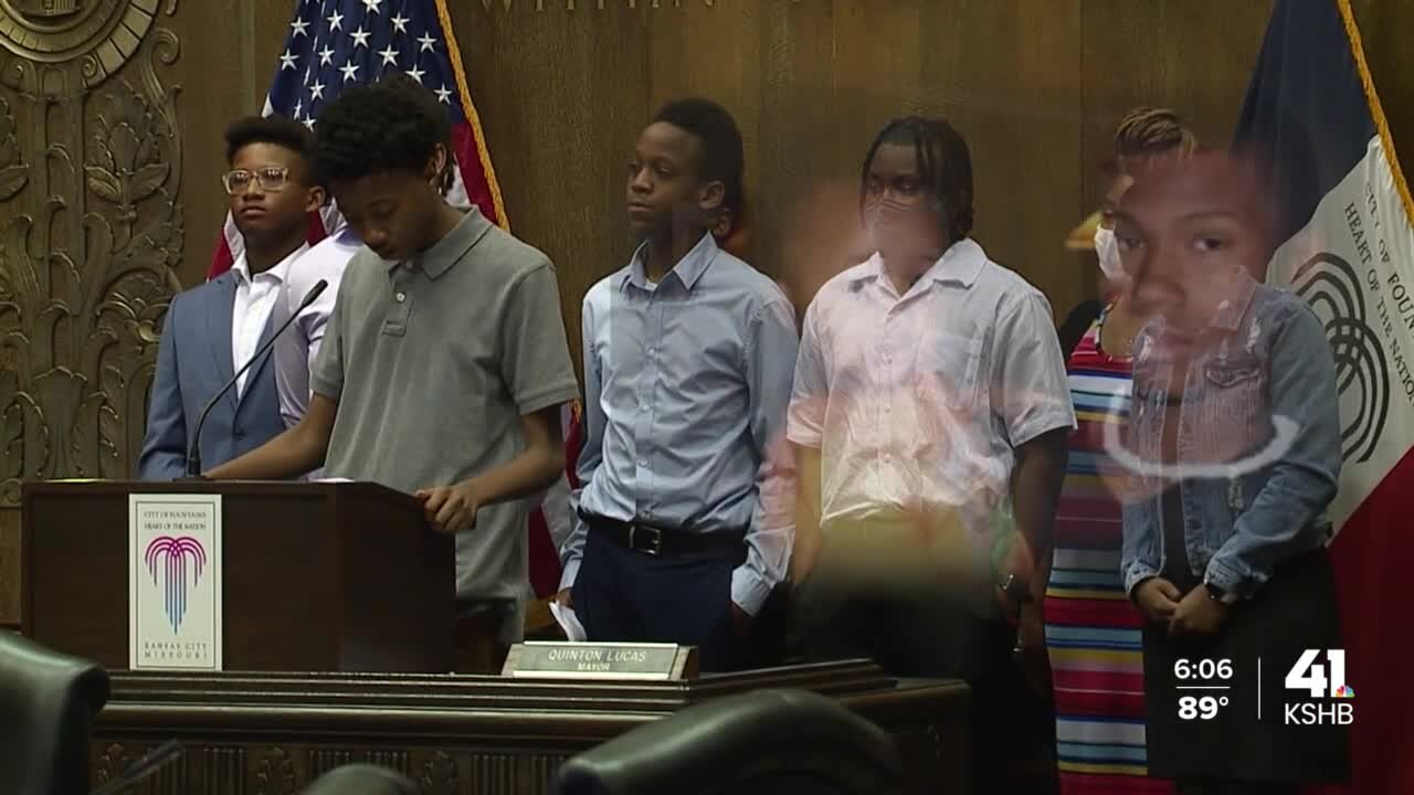 Teens recognized at KCMO City Hall for proposing a solution to community violence