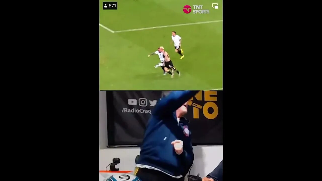 NETO MUITO LOUCO COM OS GOLS DO CORINTHIANS KKKKKKKKK VAI TIMÃO