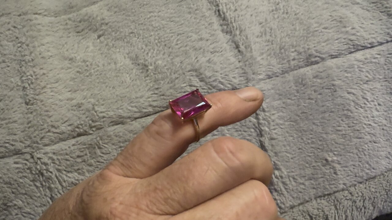 Pink Sapphire Gold Ring