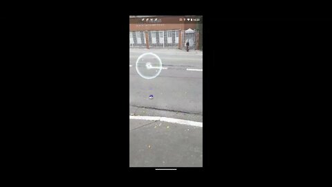 Jogando PokéGO fora de casa u.u