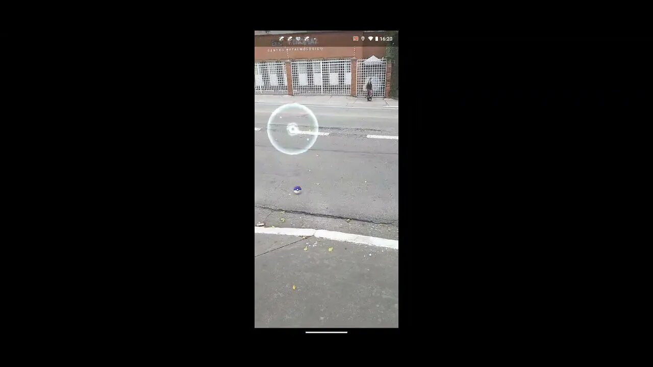 Jogando PokéGO fora de casa u.u