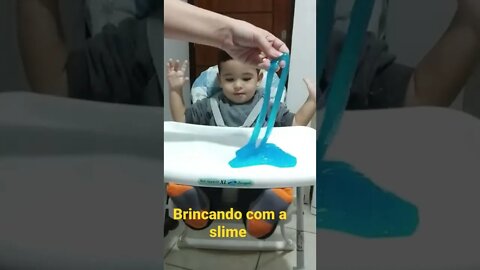 Meu filho brincando com a Slime!!