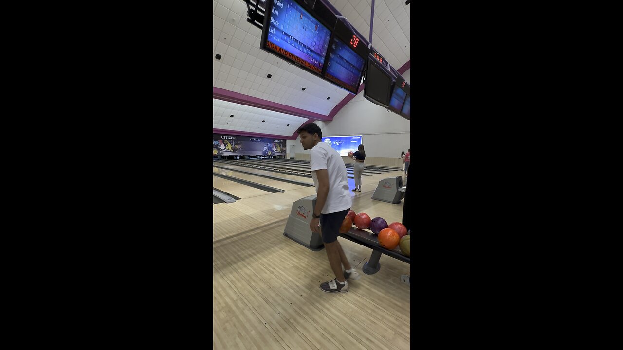 When played bowling for the first time 🤣