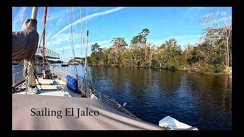 S04E51 - A Sailboat Hits the Barefoot Landing Bridge