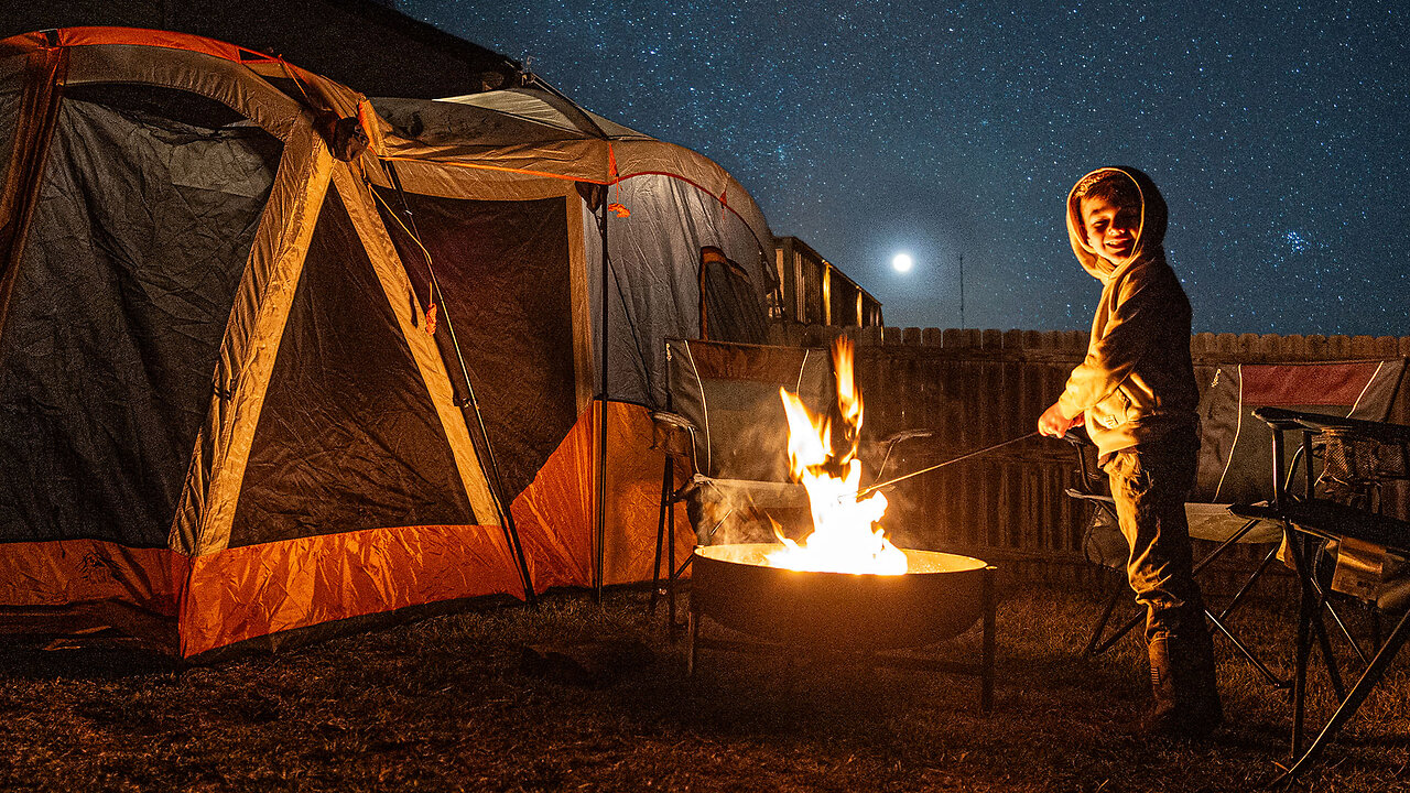 FUN BACKYARD FAMILY TENT CAMPING WITH KIDS!