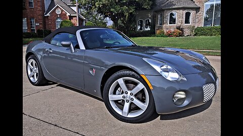 2008 Pontiac Solstice 2.4L 5-Speed Convertible 30k Original Miles "Cool Liquid Silver"