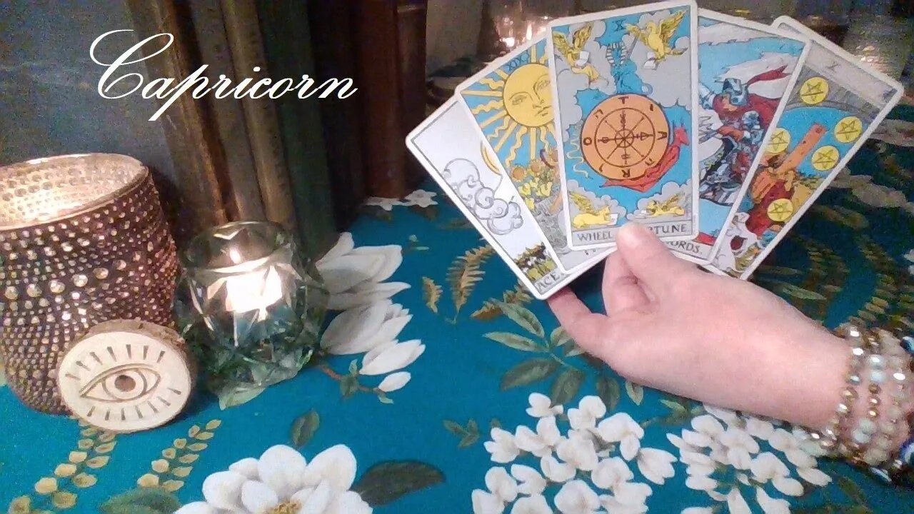 Capricorn August 2022 ❤️💲 So Many UNEXPECTED EVENTS Capricorn! Love & Career Tarot Reading