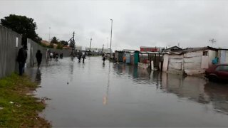 Mop up operations underway as heavy rains lash the Cape (1)