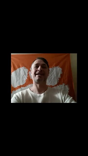 Neil Young trying to cancel Joe Rogan is funny