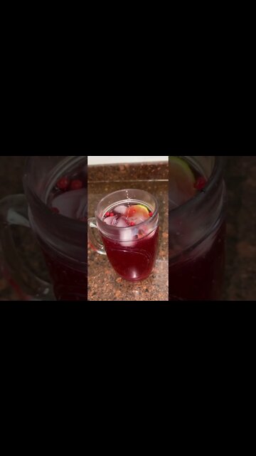 COMO FAZER PINK LEMONADE IGUAL DOS RESTAURANTES FAMOSOS 🤯 | Receitas #Shorts