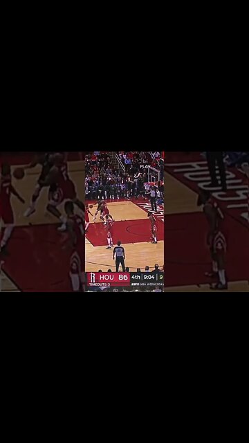 giannis hits hardens face