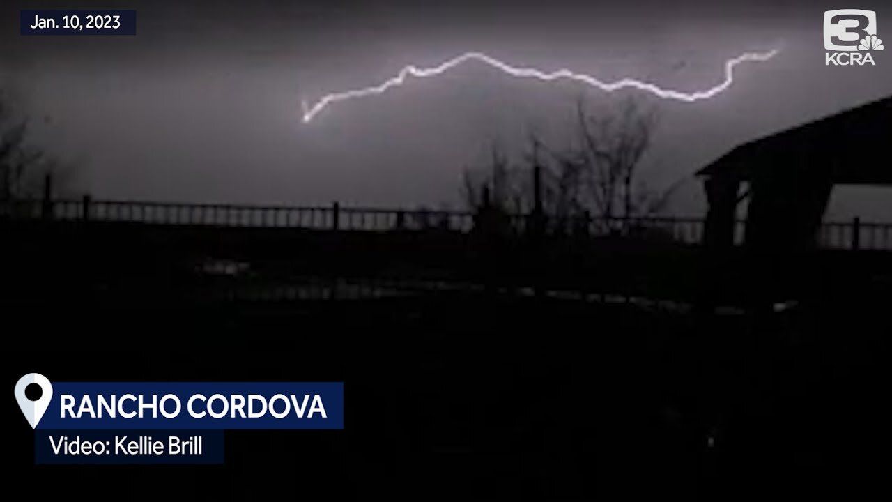 A look at lightning, thunder across Northern California on Tuesday morning