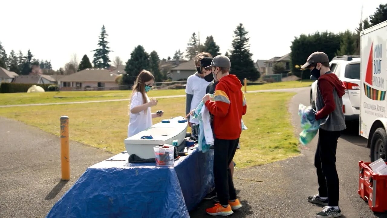 Vancouver mayor meets up with Mini Boat makers virtually