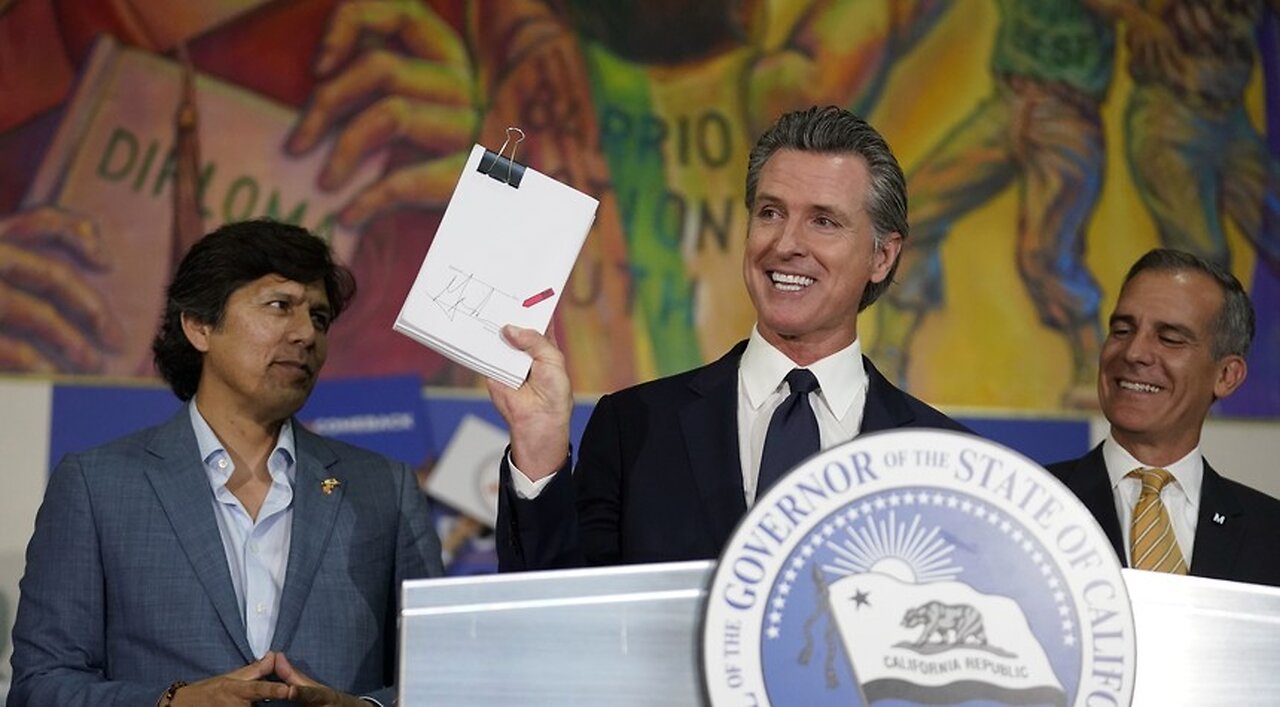 Reality Bites: From the Poopy Streets of San Fransisco to Gavin Newsom's BS, California Stinks.