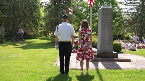 DeWitt honors those that served and remembers the fallen with parade and service
