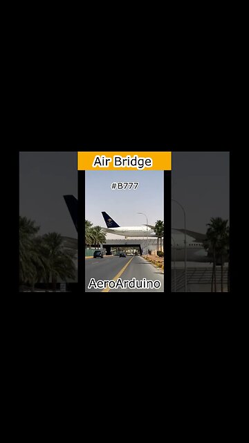 Insanely Massive Saudi Airlines #Boeing #B777 Passing Over Cars Bridge #Aviation #Fly #AeroArduino