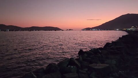 ANOCHECER EN EL MALECÓN DE CHIMBOTE
