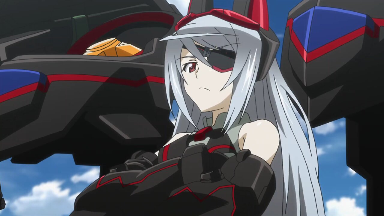 Infinite Stratos - Laura vs Rin and Cecilia