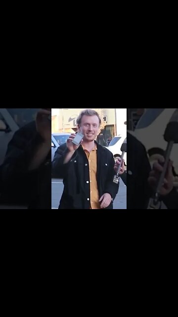 Why He Doesn't Use a Smartphone