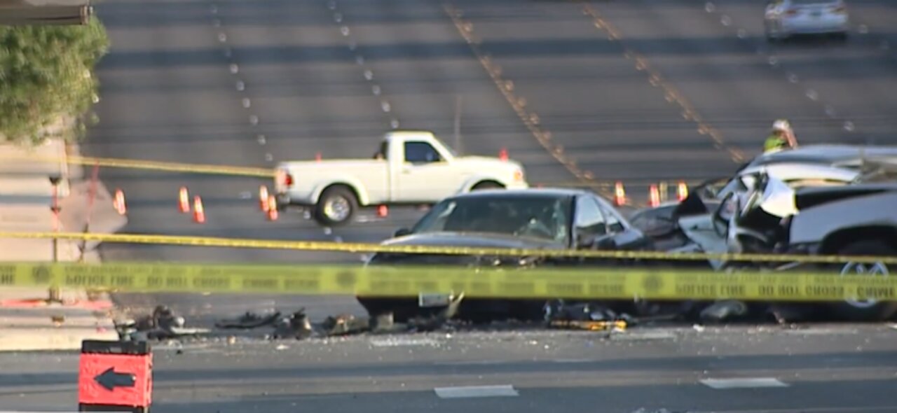 PD: Man dies in crash after running red light in east Las Vegas