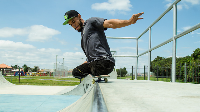 Legless Pro Skateboarder Turns Tragedy Into Triumph