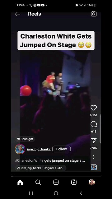 Charleston white gets jumped at comedy show