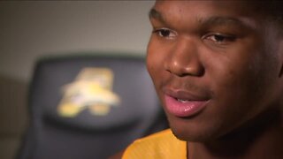 'It’s bigger than basketball' — His father in prison, high school hoops star gets support from family, coach