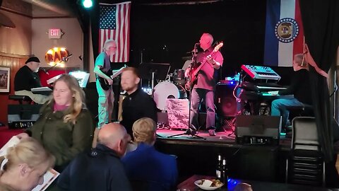 Loose Lips @ Lindberg's Tavern | Springfield MO
