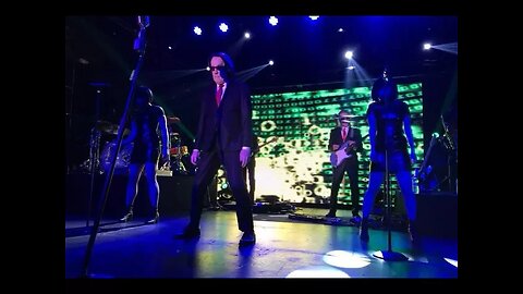 December 30, 2017 - Todd Rundgren Gets Down