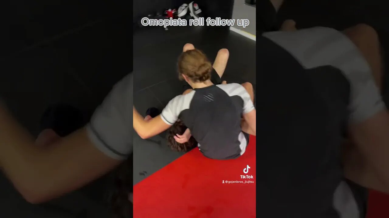 Omoplata roll follow up #martialarts #mma #bjj