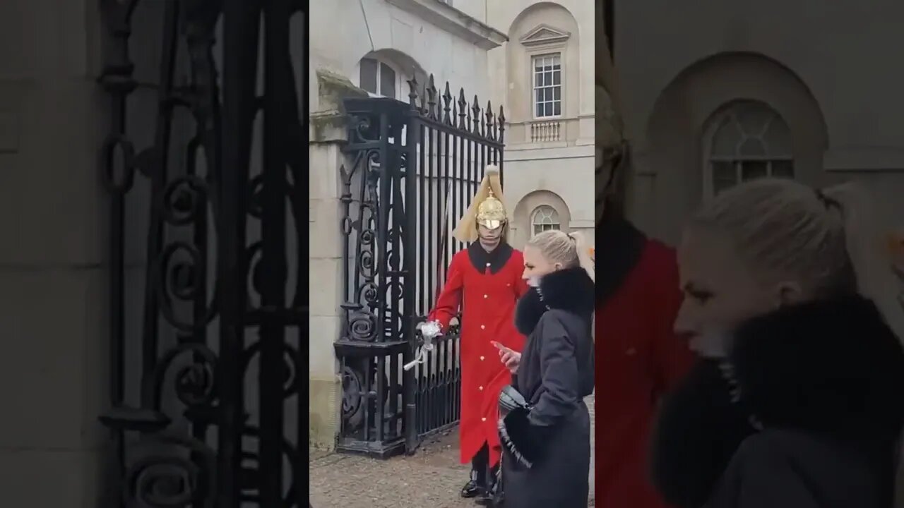 Boy runs screaming 😱 scared of the kings guard #horseguardsparade