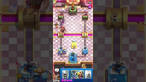 CLASH ROYALE SHORTS #114 - SÓ TEM PARTIDA TOP