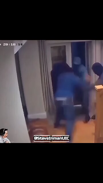 Home invaders are welcomed by the homeowner with knuckle sandwiches