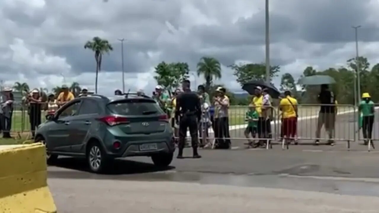 General Heleno em vista a Bolsonaro diz que Lulu não sobe a Rampa