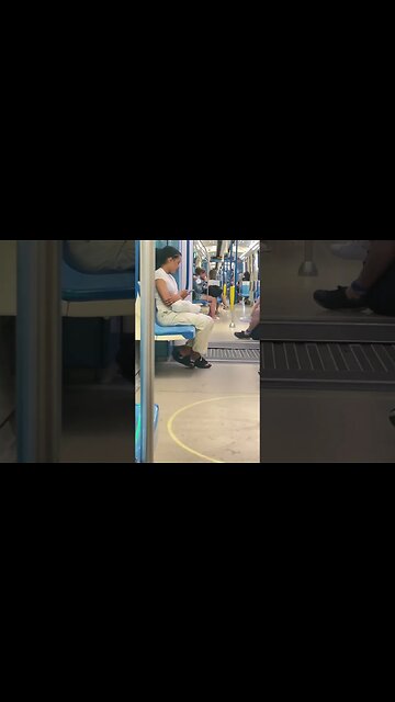 Montréal métro signature tones bells #viralvideo #train #montreal #montrealtourism