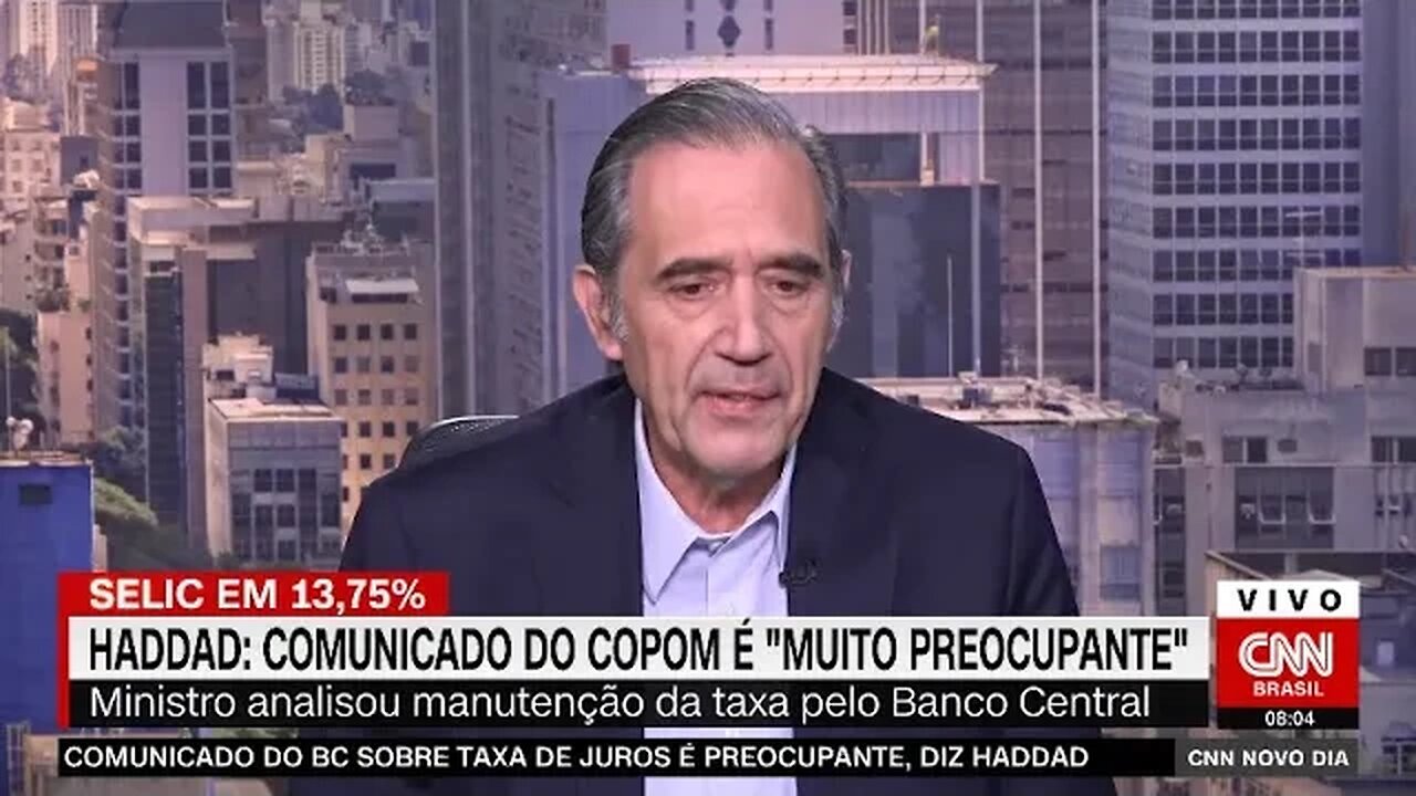 URGENTE! SELIC A 13,75% É UMA RETALIAÇÃO POLÍTICA AO GOVERNO LULA, DIZ PROFESSOR VILLA