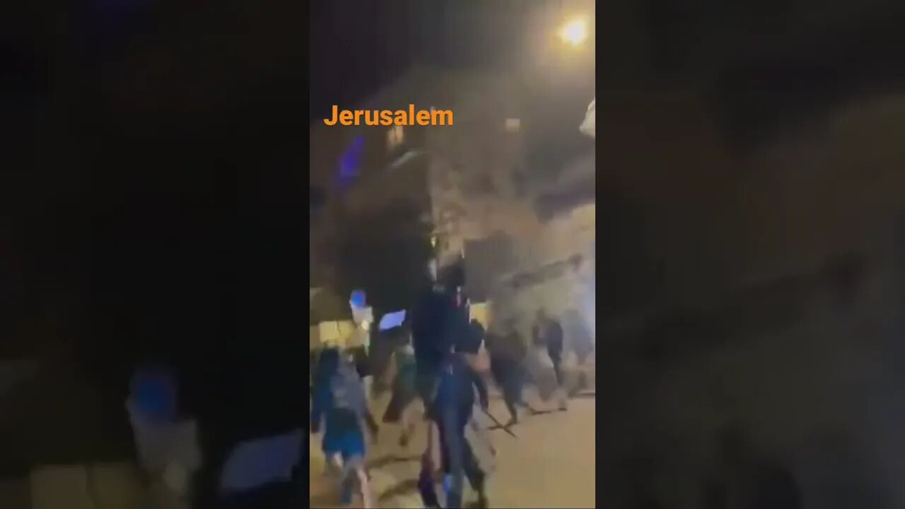 🇮🇱 Demonstrators breaking into Netanyahu's house in Jerusalem