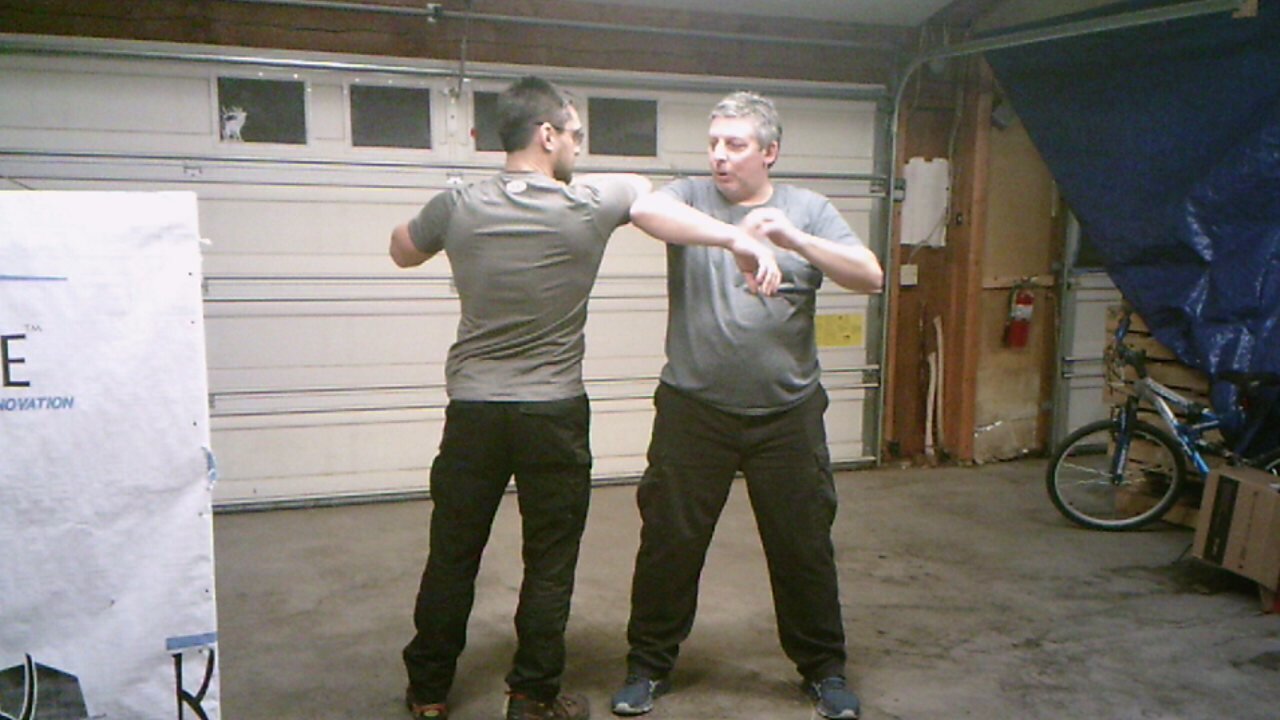 Hunyuan Tajiquan - Single Hand Moving Step Push Hands Drills