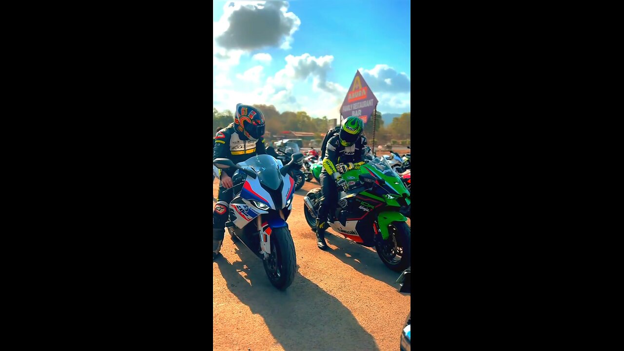 Kawasaki Ninja ZX10R and BMW S1000rr sound