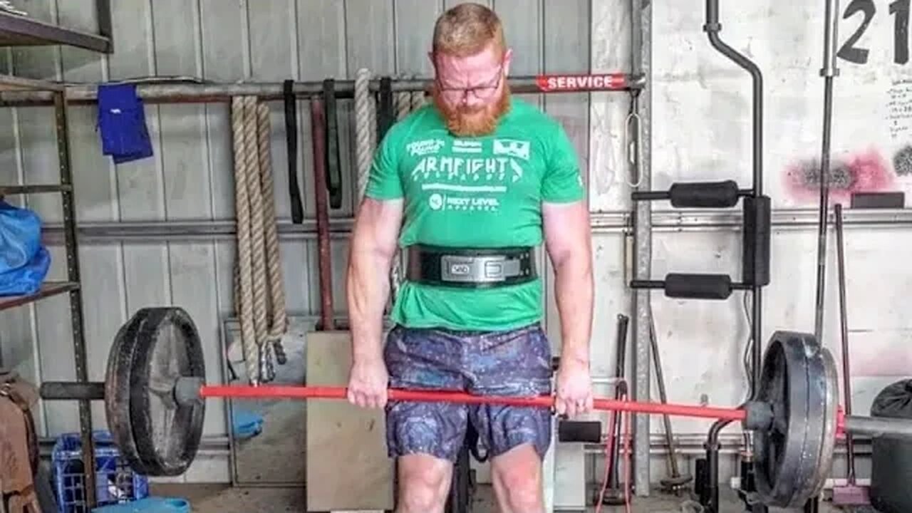 Lachlan Adair coaches me to a massive deadlift PR.