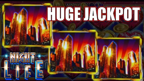 I Moved Machines & Won a JACKPOT on Max Bet Lock It Link!