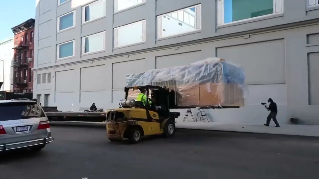 The $3 Million Lamborghini Sian Unboxing in New York City!-4