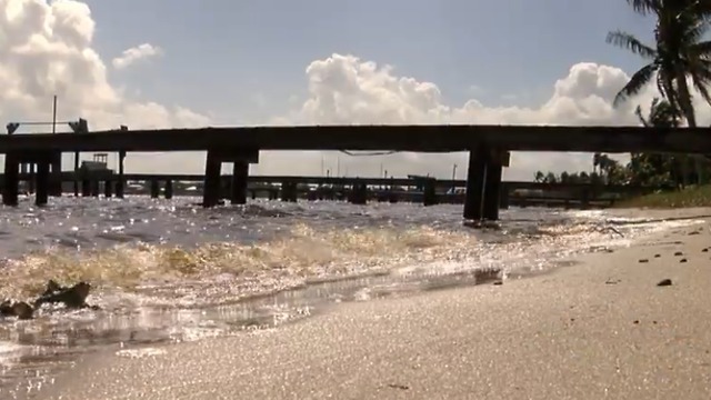 People fearful of algae blooms from Lake O discharge