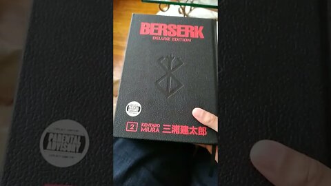 Berserk Manga Deluxe Edition 2 - Building a manga collection