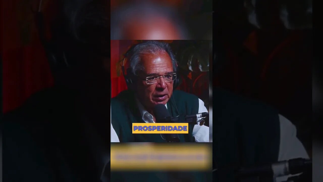Paulo Guedes dá aula de economia