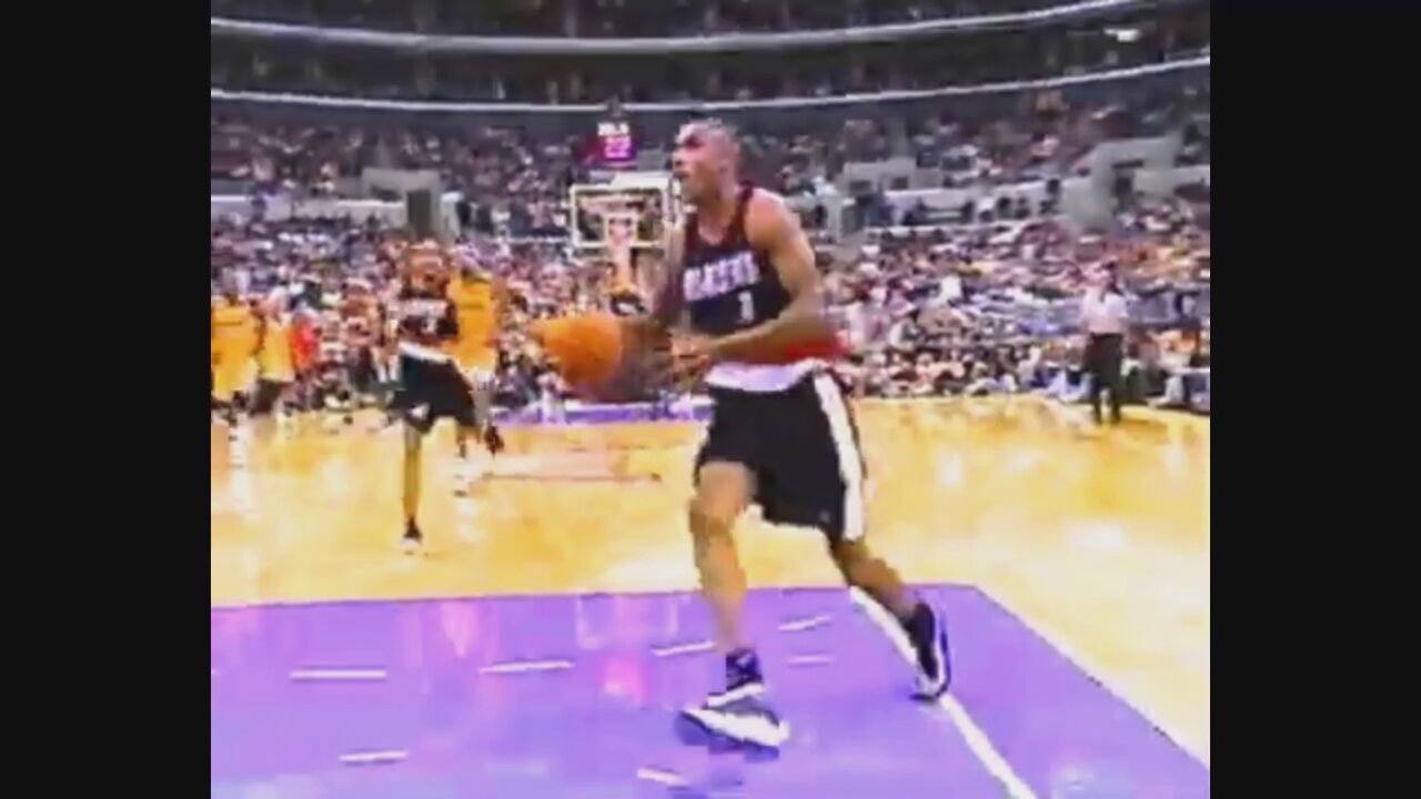 Steve Smith 27 Points @ Lakers, 1999-2000.
